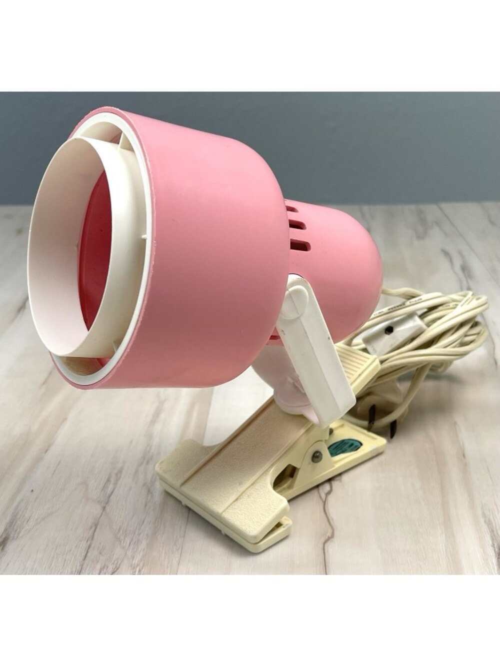 VTG 1980s Bubblegum Pink Corded Electric Clip-On Desk Reading Light LAMP Works